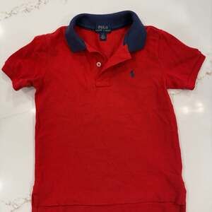 Polo Ralph Lauren Boys Size 4 Red Pique Cotton Mesh Polo Shirt with Navy Collar